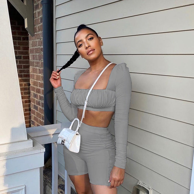 Ensemble 2 Pièces avec Top à Manches Longues & Short Plissé