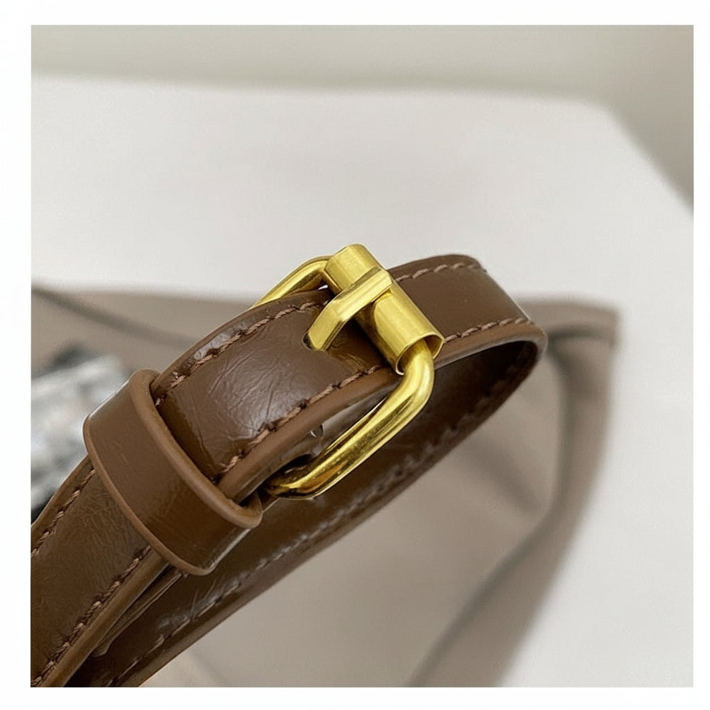 Sac à Main avec Détail Métallique