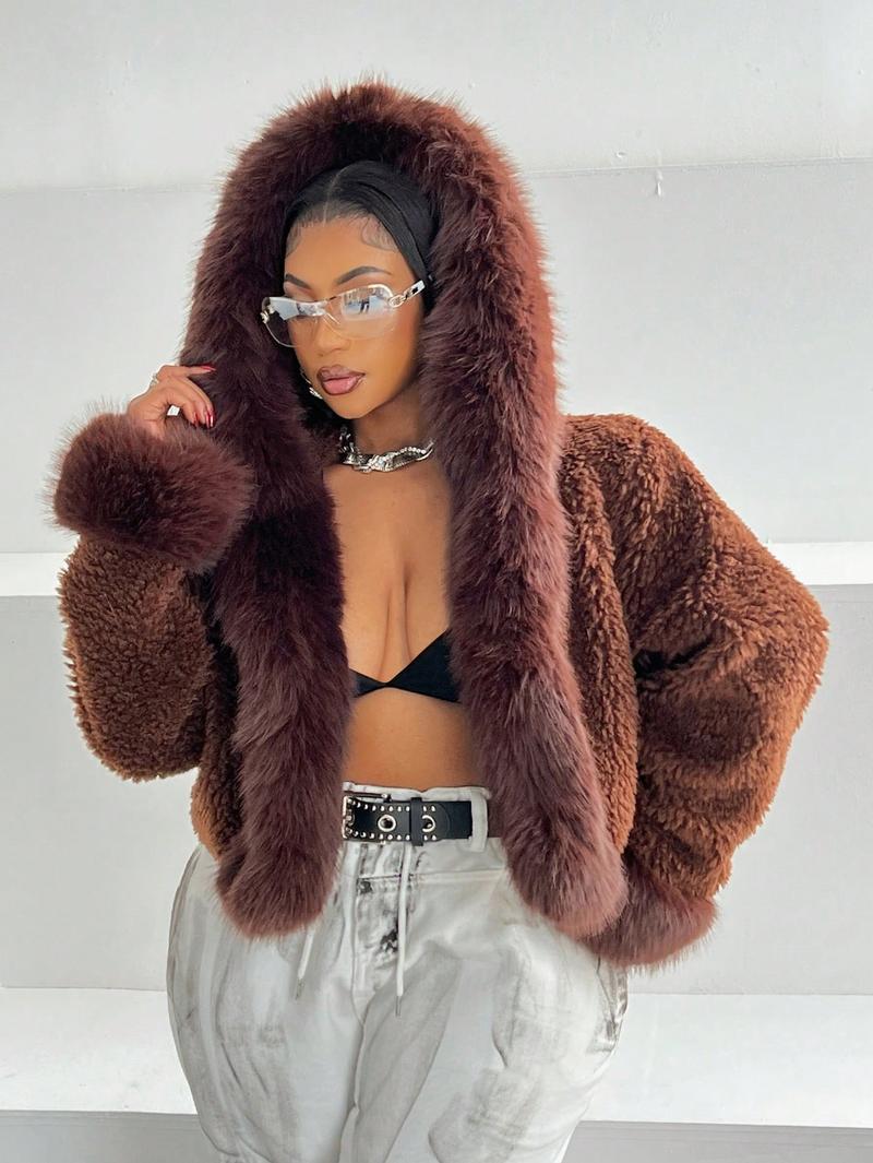 Manteau Court à Capuche en Fausse Fourrure