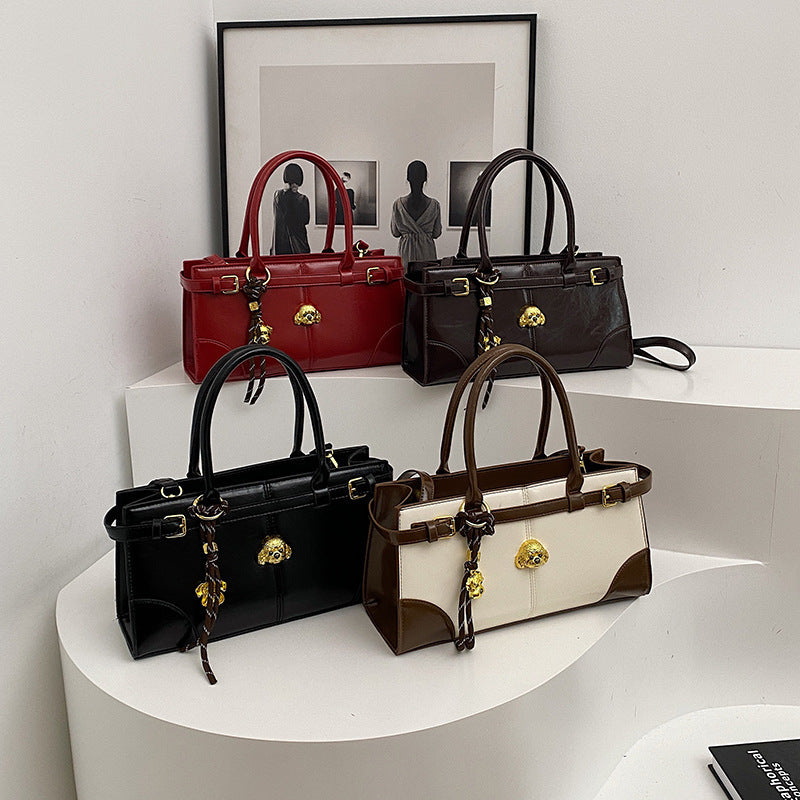 Sac à Main avec Détail Métallique