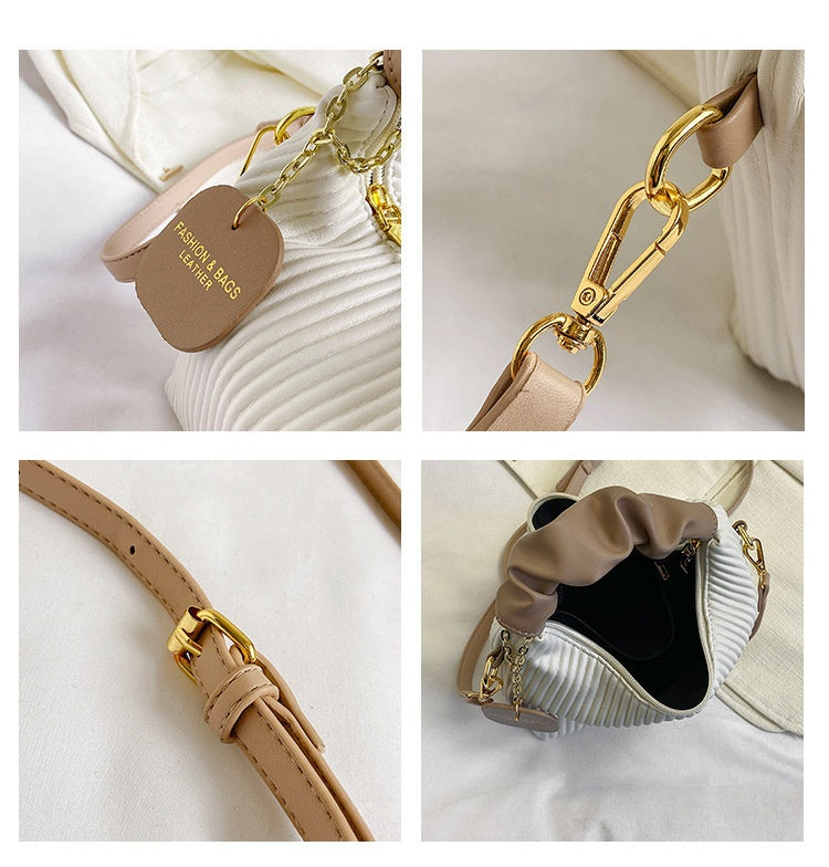 Sac en Forme de Lune avec Effet Plissé & Poignée Souple