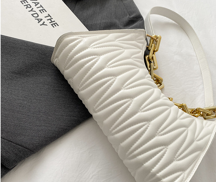 Sac Effet Croco avec Poignée Chaîne Dorée