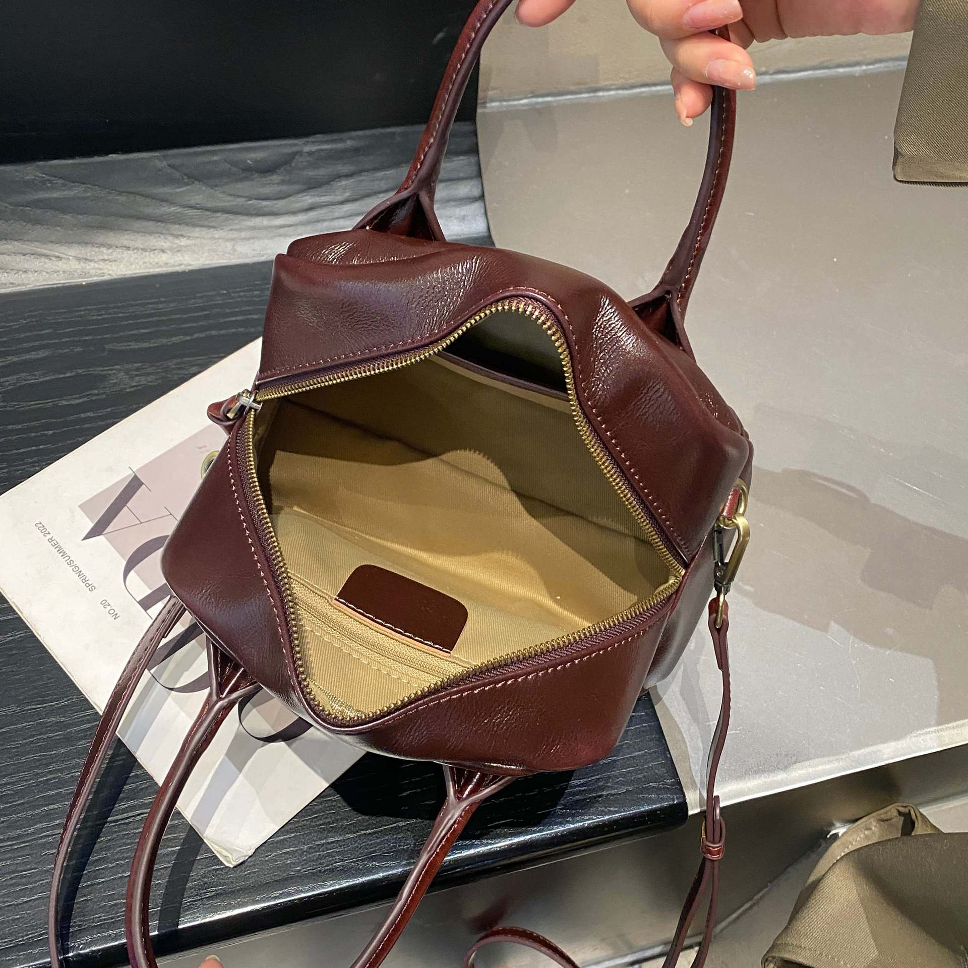 Sac à Main avec Poignées Courbes