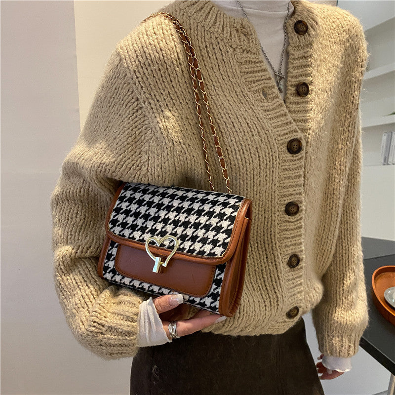 Sac à Main Pied-de-Poule Chic avec Boucle Cœur & Chaîne Dorée