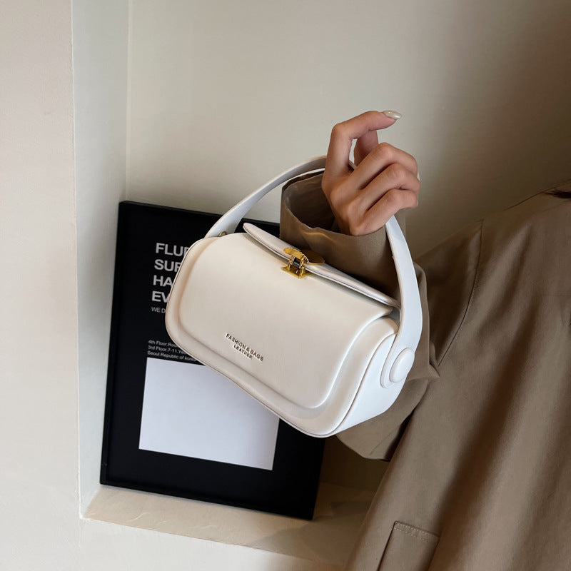 Sac à Main avec Poignée Arrondie & Fermoir Coquillage