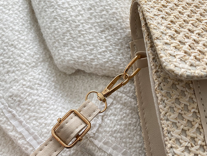 Sac Tressé avec Chaîne & Rabat Contraste